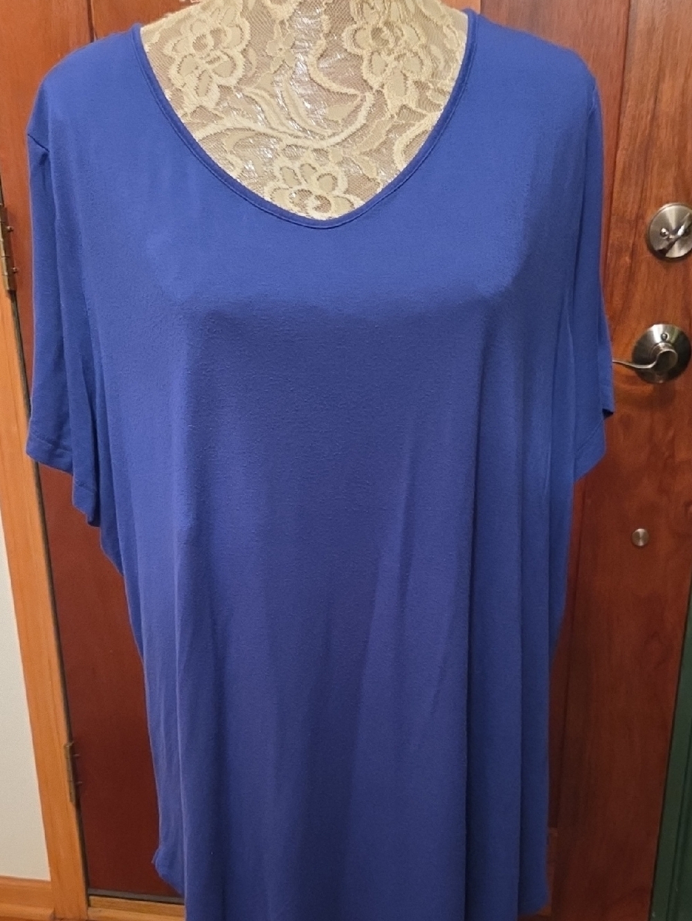 3X Relaxed V-Neck Tunic Top in Cobalt Blue